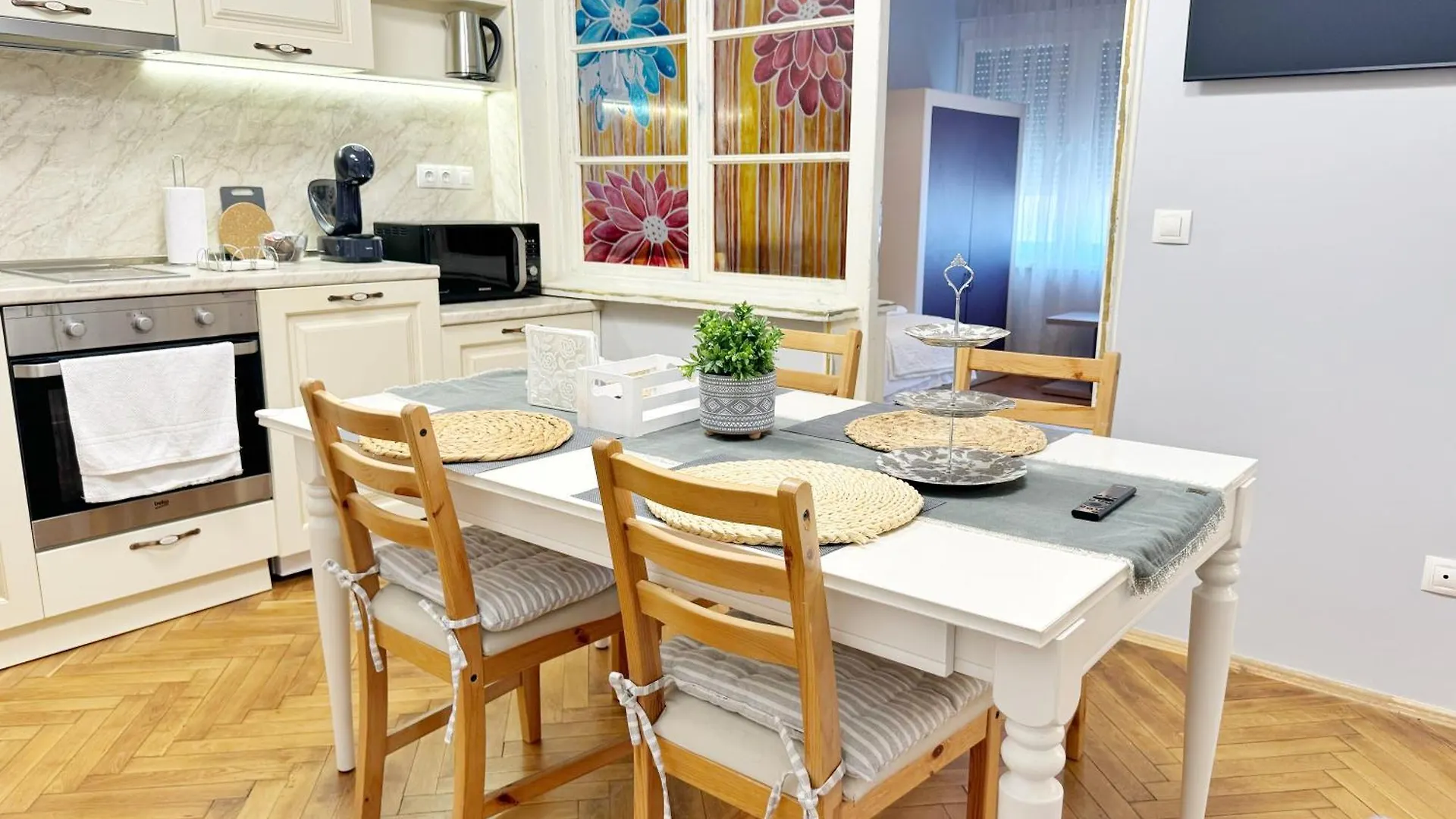 Art Guest House Vintage Burgas City Apartament